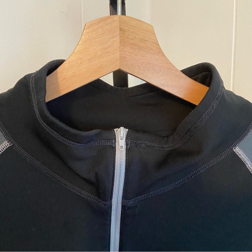 Marmot Black Gray 1/4 Zip Mock Neck Activewear Pullover Mens Med (Tag XXL)